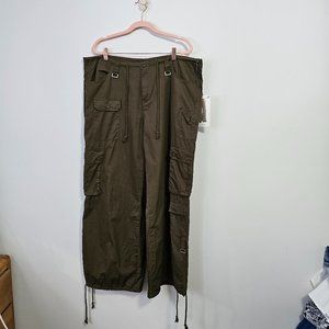 NWT Angel Kiss 8 pocket Parachute Cargo Pant 100% cotton